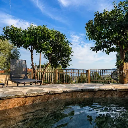 Trigono - Primavera Aparthotel